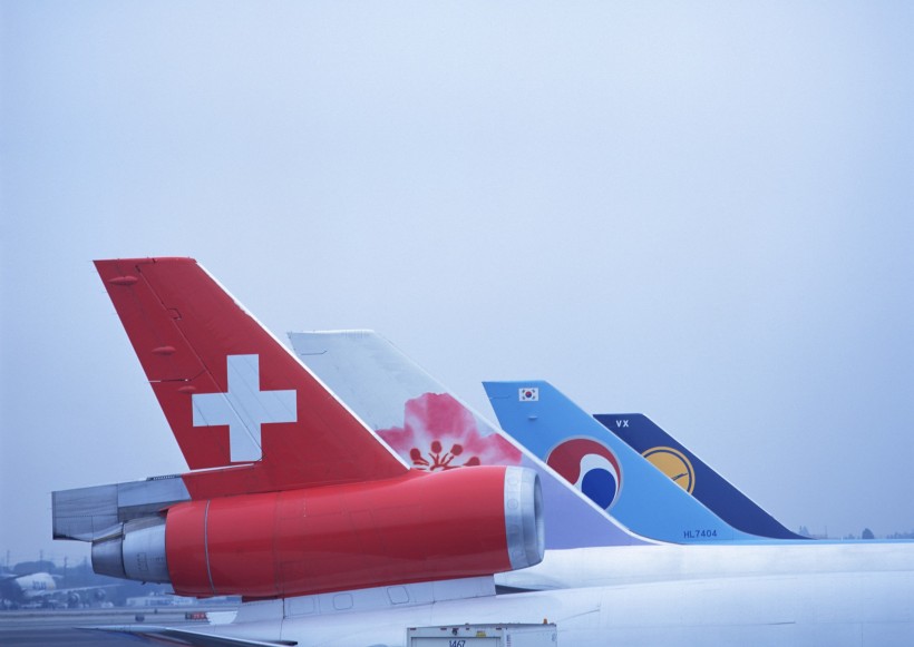 点击大图看下一张:小型飞机图片