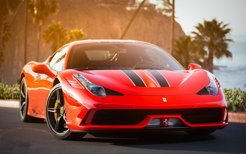 点击大图看下一张：法拉利Ferrari跑车图片