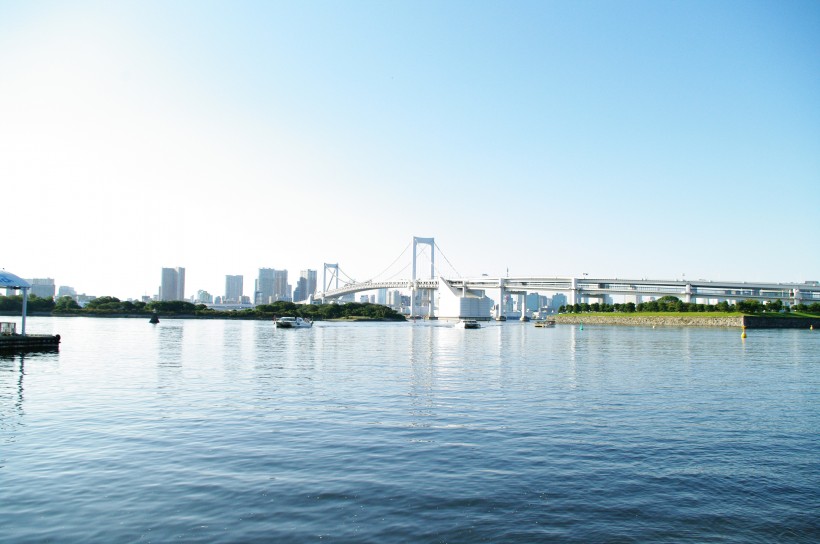 点击大图看下一张：东京彩虹桥图片