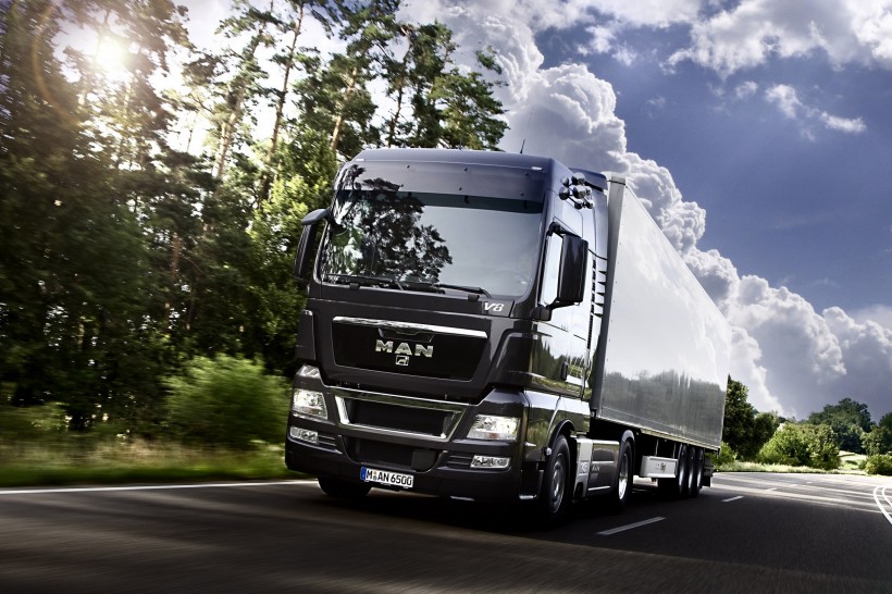 点击大图看下一张:卡车图片