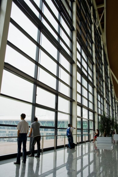 点击大图看下一张：上海浦东机场图片