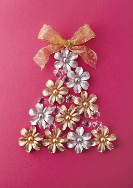 点击大图看下一张:冬天花朵素材图片