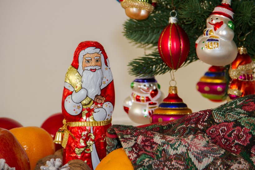 点击大图看下一张：可爱的圣诞玩偶装饰图片