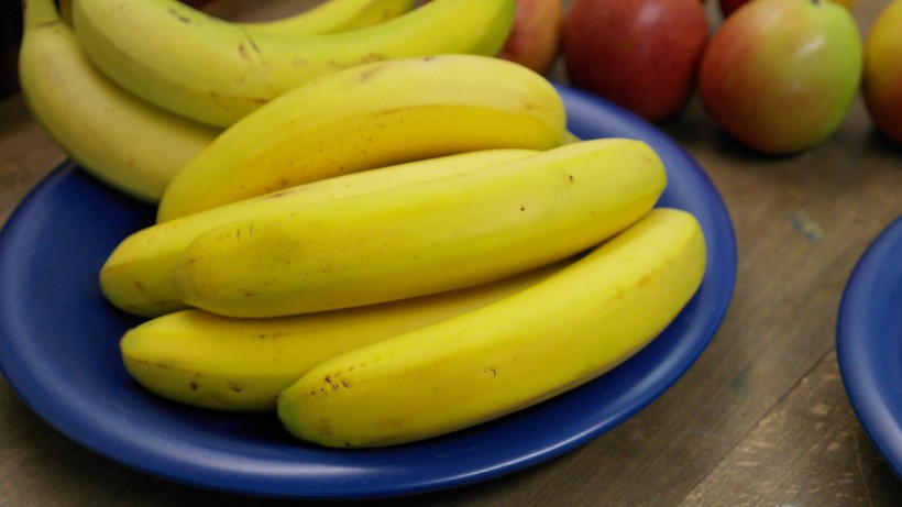 点击大图看下一张：黄色的香蕉图片