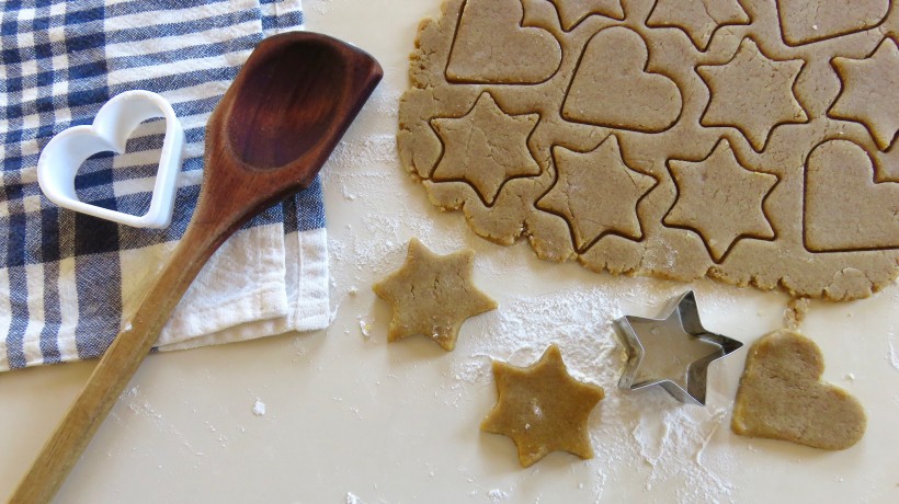 点击大图看下一张：手工制作圣诞饼干图片