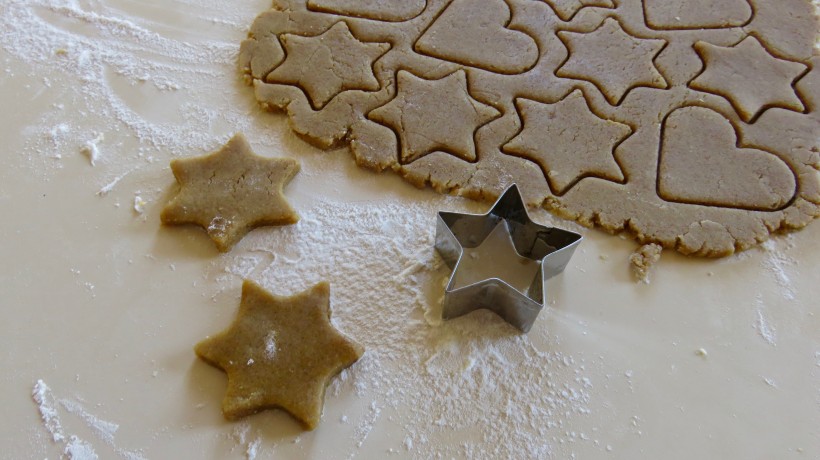 点击大图看下一张：手工制作圣诞饼干图片