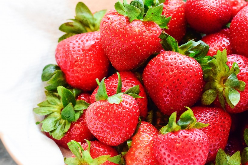 点击大图看下一张：可口的草莓图片