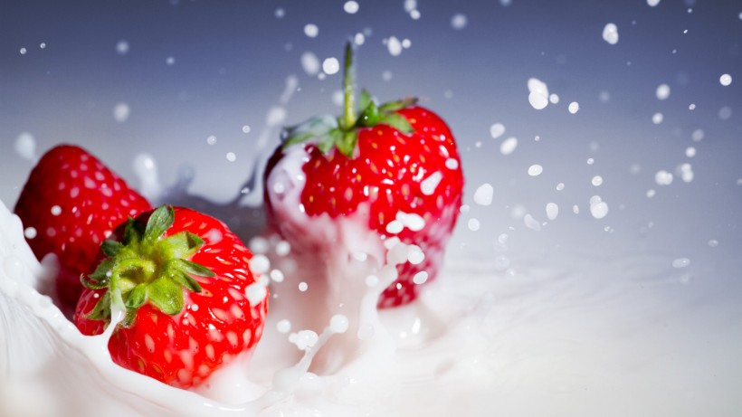 点击大图看下一张：美味诱人的草莓图片