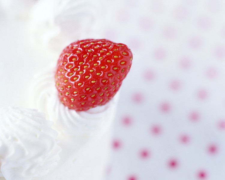 点击大图看下一张：草莓