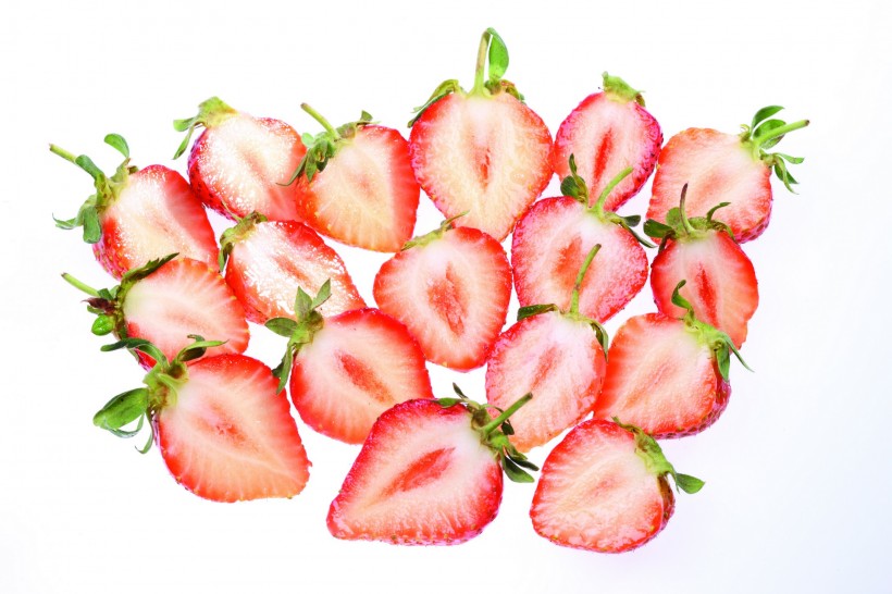 点击大图看下一张：草莓特写图片
