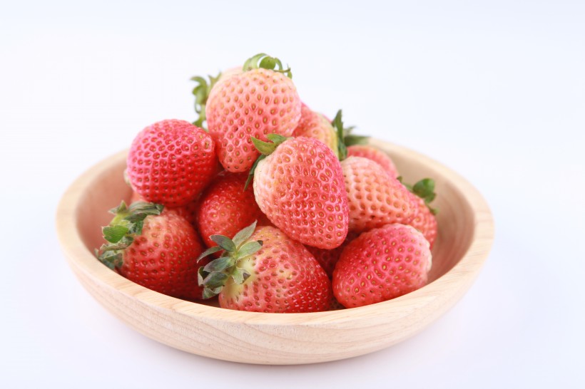 点击大图看下一张：酸甜可口的草莓图片