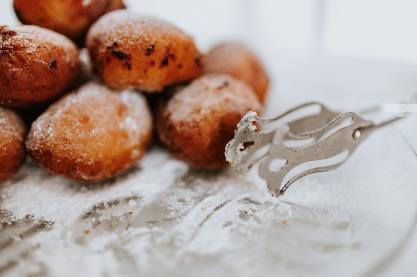 点击大图看下一张：传统的波兰甜甜圈图片