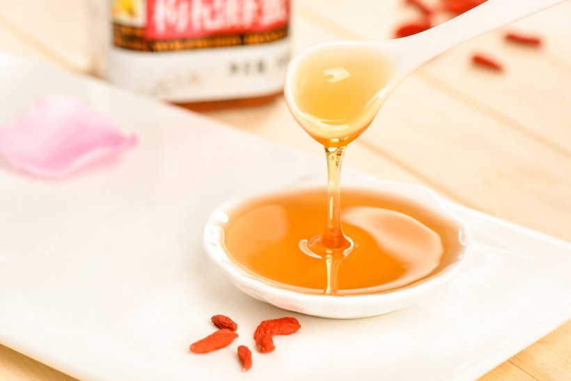 点击大图看下一张：香甜营养的蜂蜜图片