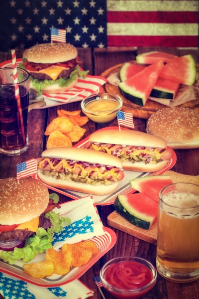 点击大图看下一张：美味的汉堡包啤酒食物图片