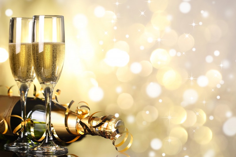点击大图看下一张：节日、Party庆祝淳美香槟图片