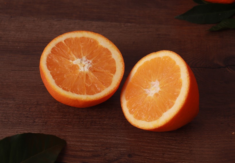 点击大图看下一张：酸甜可口的橘子图片