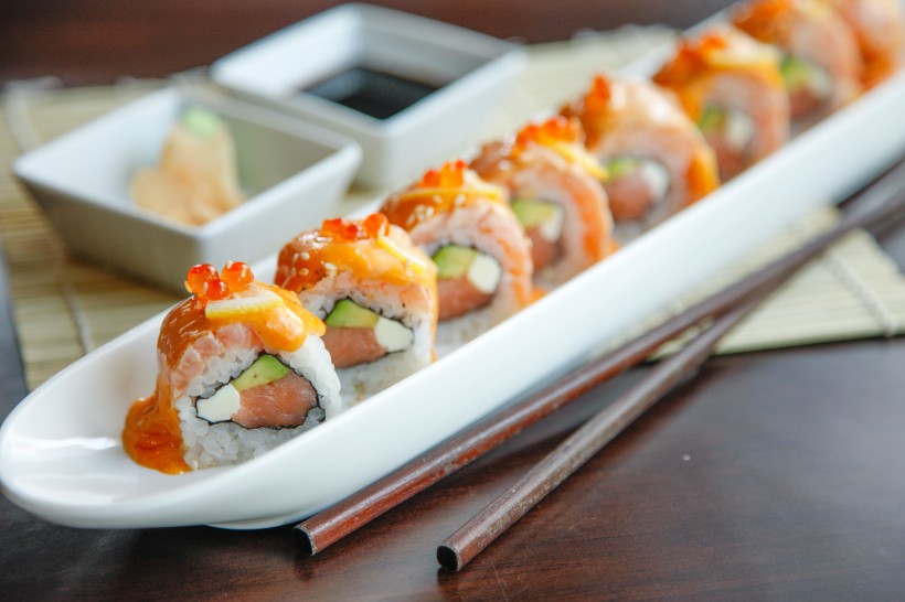 点击大图看下一张：可口的寿司图片