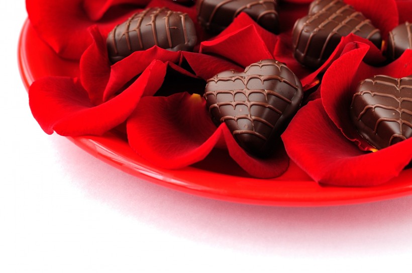 点击大图看下一张：浪漫玫瑰和香浓巧克力图片
