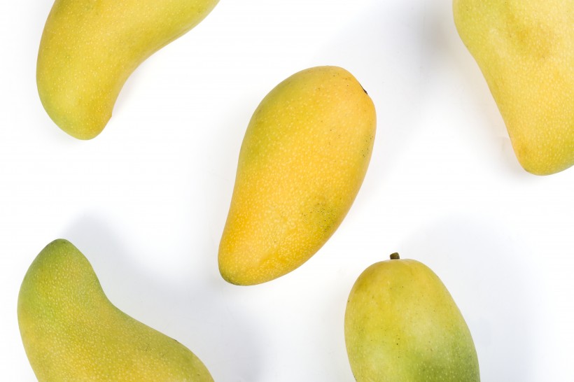 点击大图看下一张：黄色营养的芒果图片