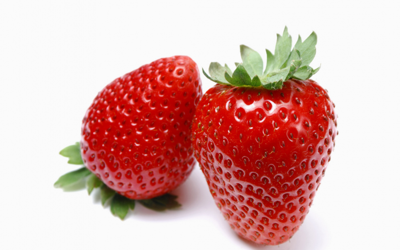 点击大图看下一张：鲜嫩美味的草莓图片