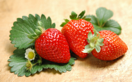 鲜嫩美味的草莓图片_20张