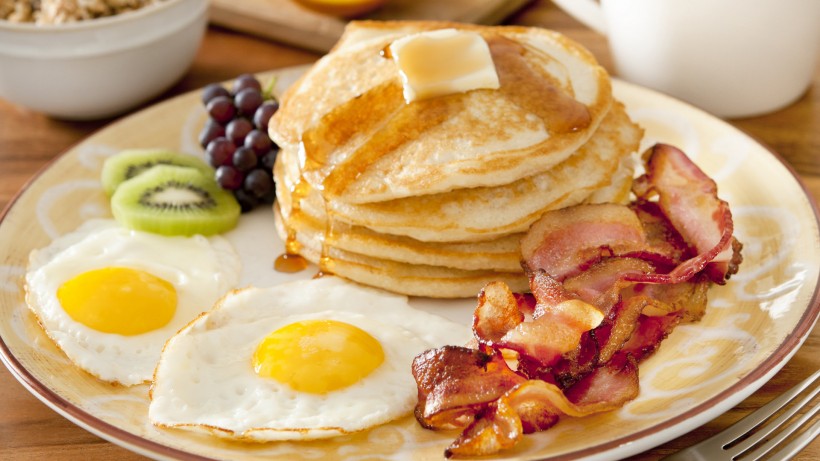 点击大图看下一张：美味的早餐图片