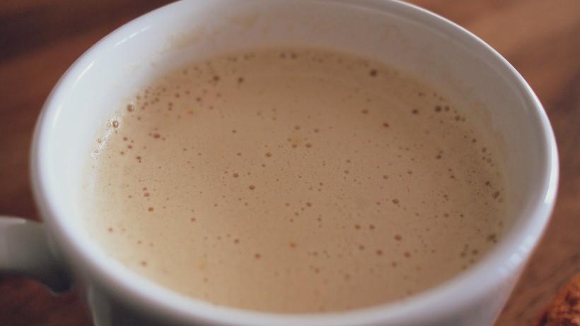 点击大图看下一张：香浓醇美的奶茶图片