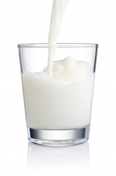 点击大图看下一张：白色的牛奶图片