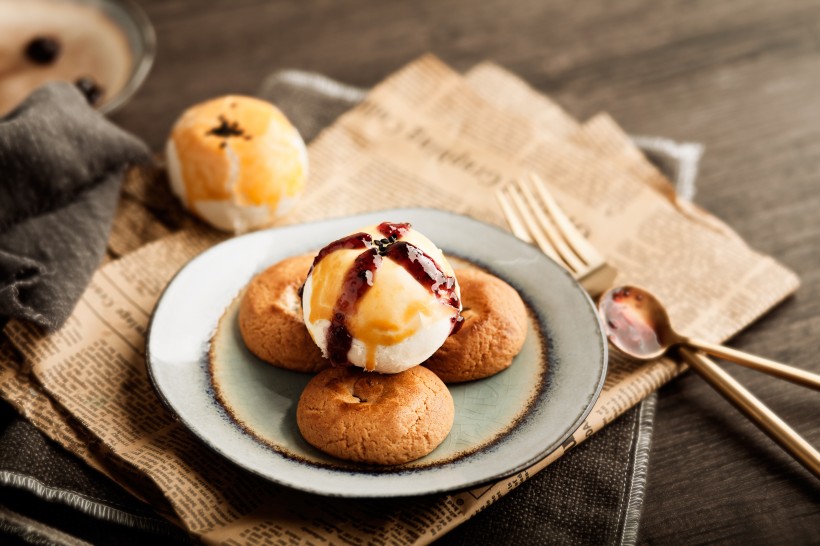 点击大图看下一张:香甜好吃的泡芙图片