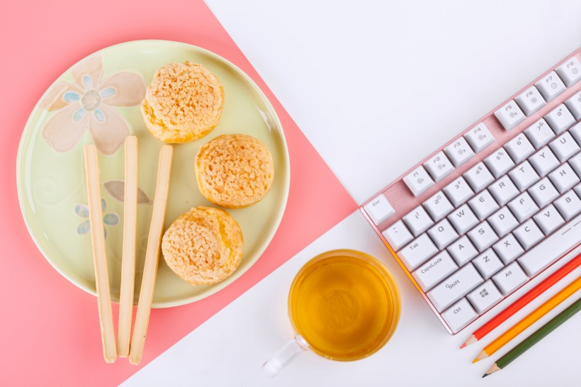 点击大图看下一张:香甜好吃的泡芙图片