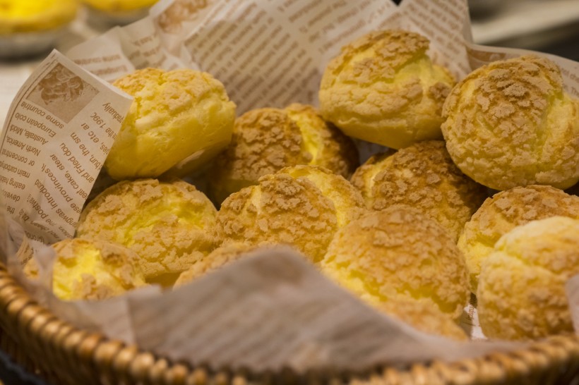 点击大图看下一张:香甜好吃的泡芙图片