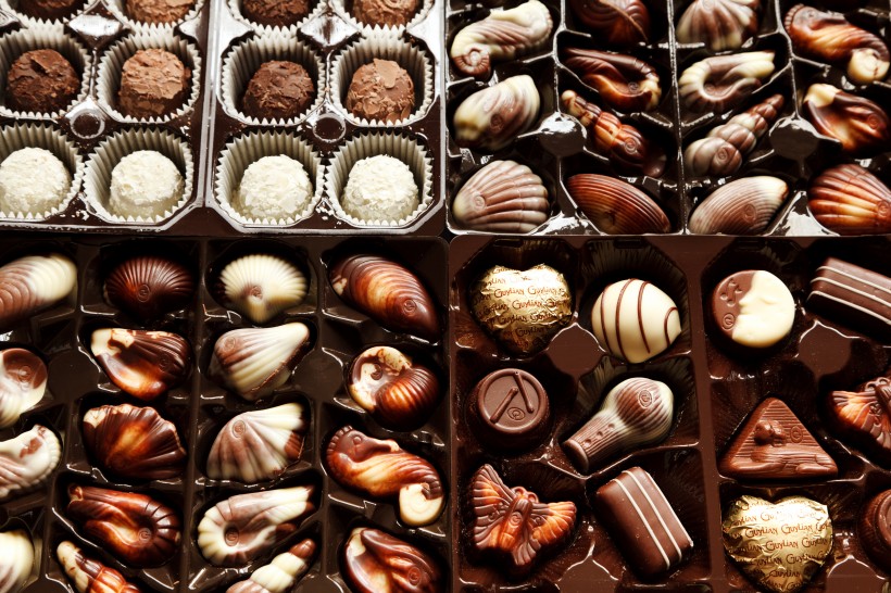 点击大图看下一张：甜蜜丝滑的巧克力图片