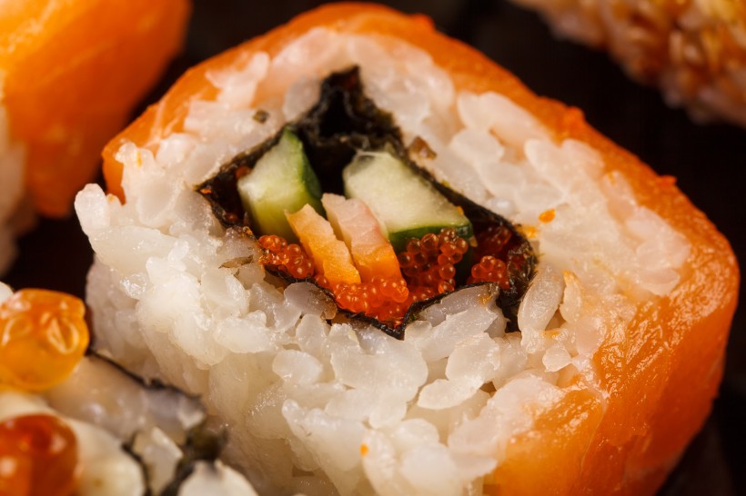 点击大图看下一张：日本美食寿司图片