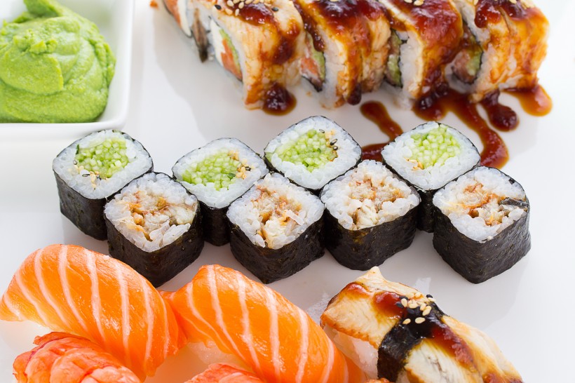 点击大图看下一张：美味韩国寿司图片