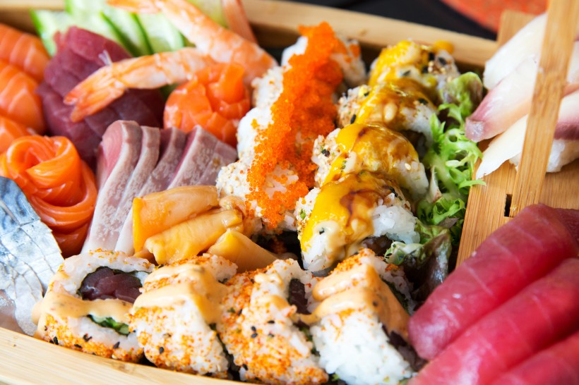点击大图看下一张：日本寿司美食图片