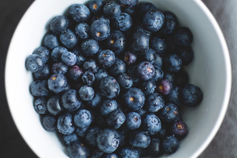 点击大图看下一张：酸甜可口的蓝莓图片