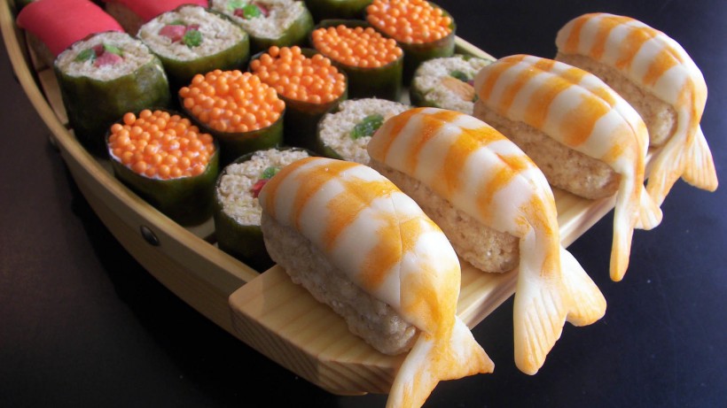 点击大图看下一张：日式寿司图片
