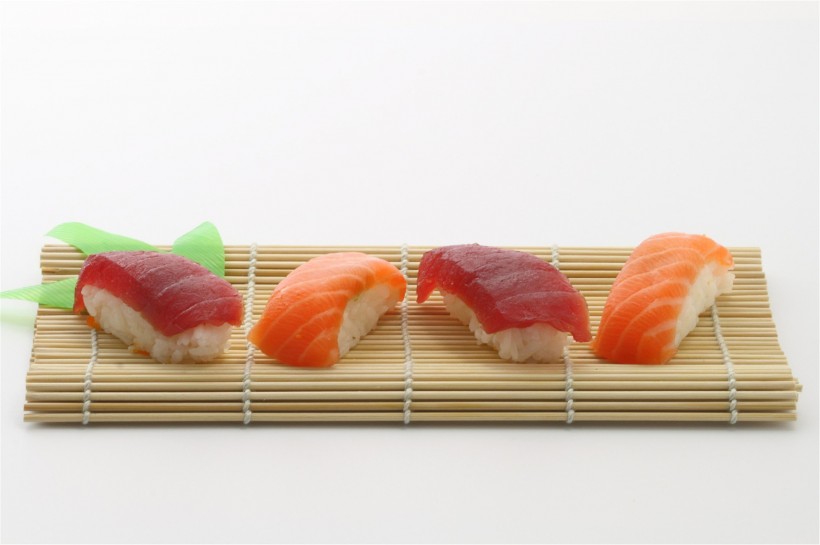 点击大图看下一张：寿司图片