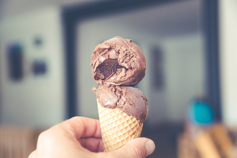 点击大图看下一张：夏天好吃的冰淇凌图片