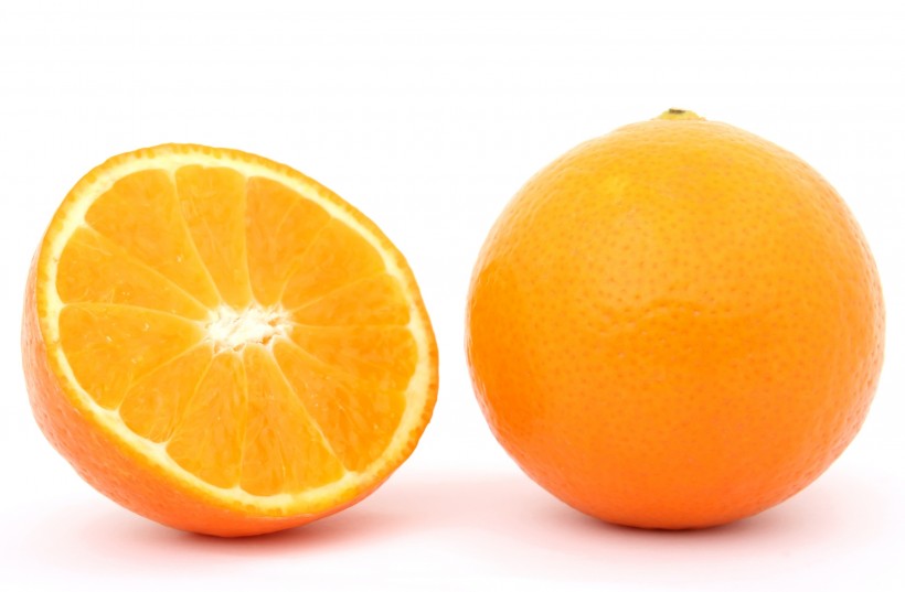 点击大图看下一张：新鲜的橙子图片