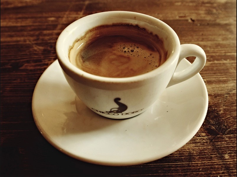 点击大图看下一张：一杯香浓可口的咖啡图片