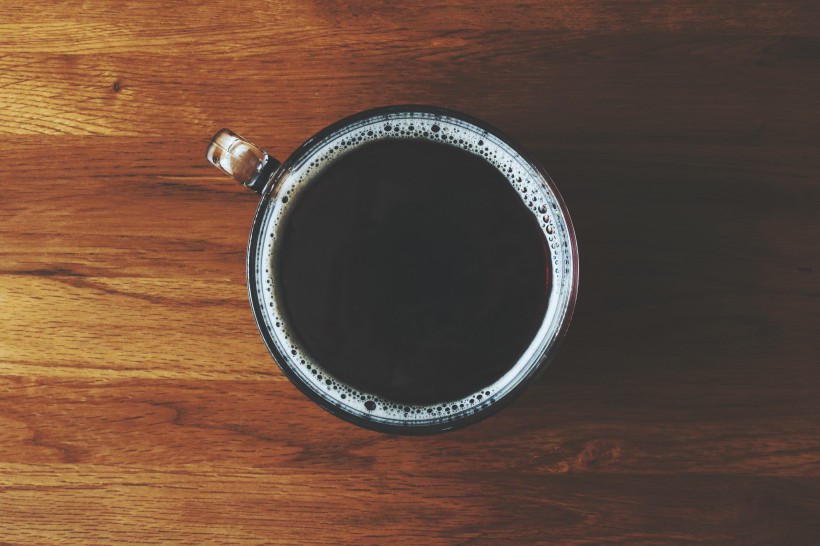 点击大图看下一张：一杯浓厚香醇的咖啡图片