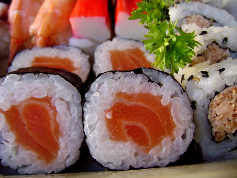 点击大图看下一张：营养丰富的寿司图片