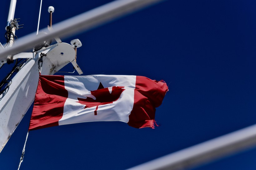点击大图看下一张：加拿大国旗图片