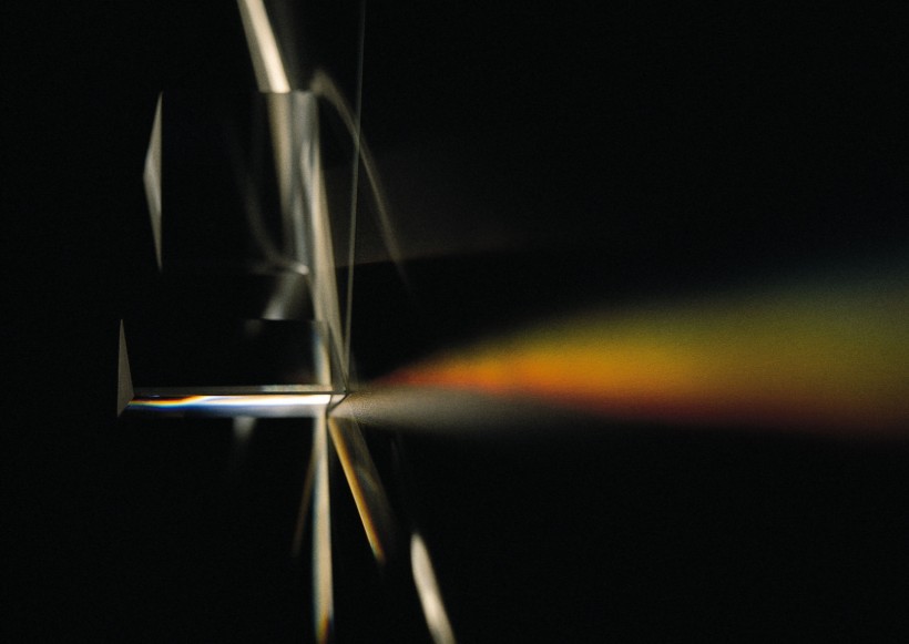 点击大图看下一张:晶体反射图片