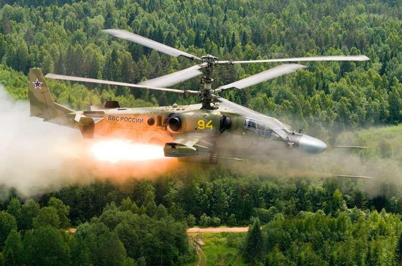 点击大图看下一张：卡-52直升机图片