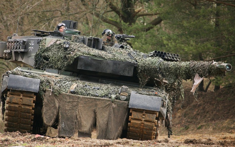 点击大图看下一张：德国豹 2A6主战坦克图片
