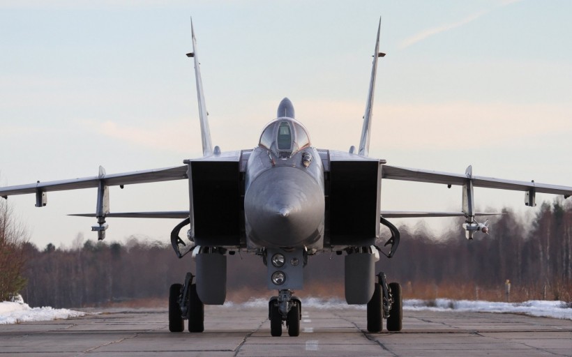 点击大图看下一张：米格-31战斗机图片
