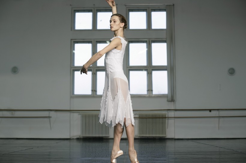 点击大图看下一张:芭蕾舞课程图片