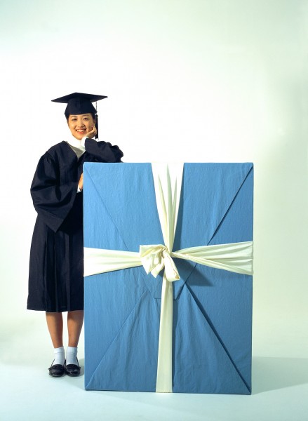 点击大图看下一张：毕业典礼情景图片